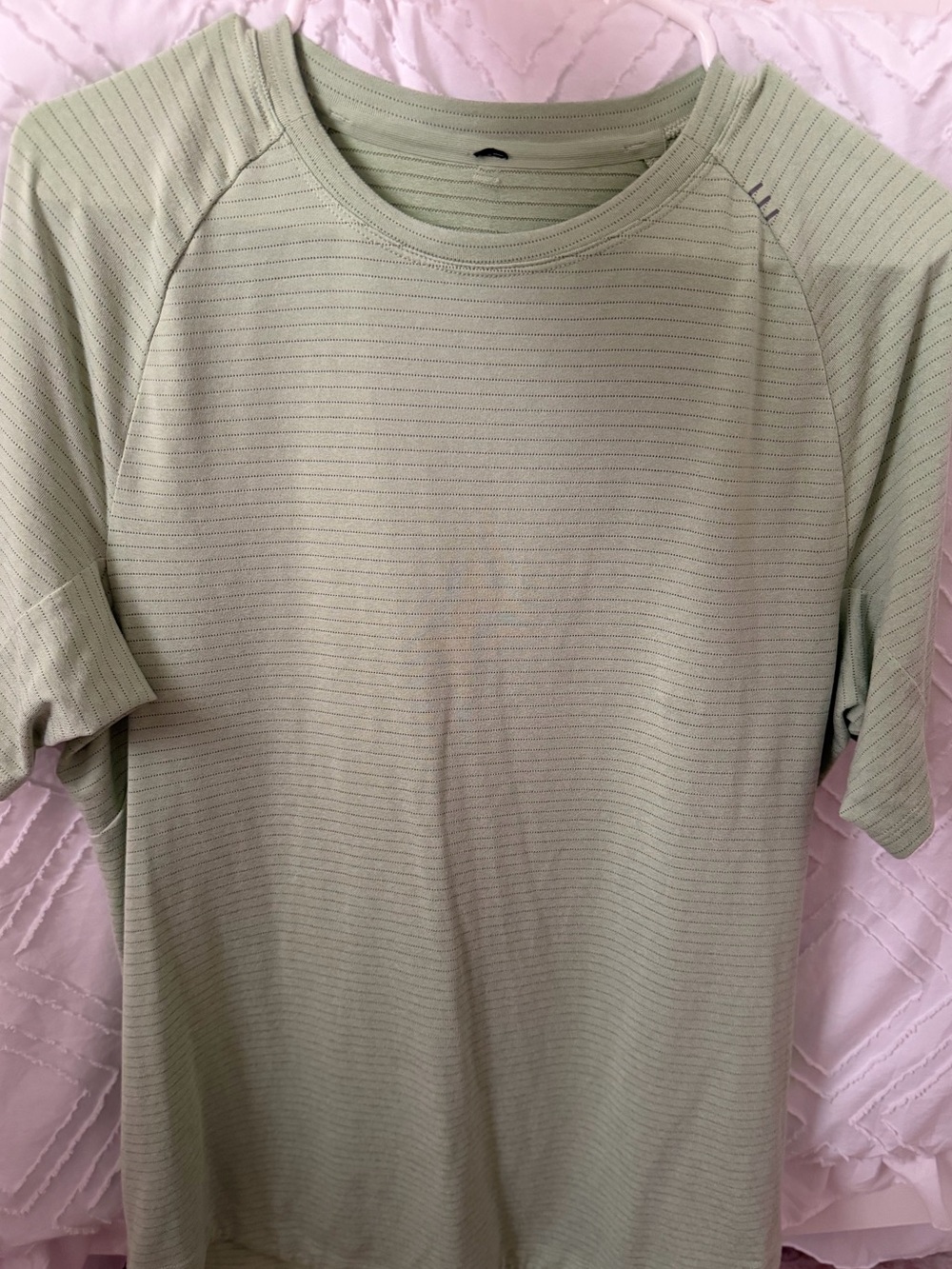 Lululemon Light Green Men’s Short Sleeve Performance Shirt
